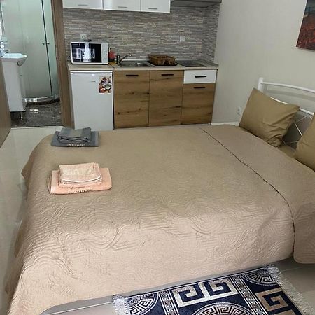 Ifos Apartments 塞萨洛尼基 外观 照片