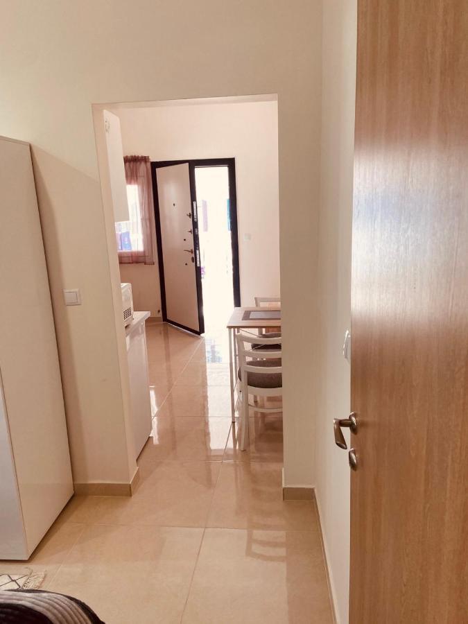 Ifos Apartments 塞萨洛尼基 外观 照片